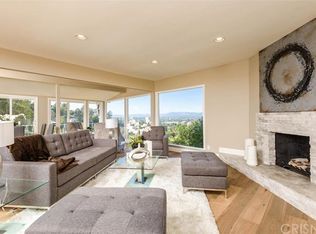 3943 Glenridge Dr, Sherman Oaks, CA 91423