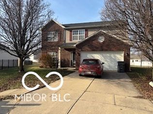 1852 Brook Crossing Ct, Indianapolis, IN