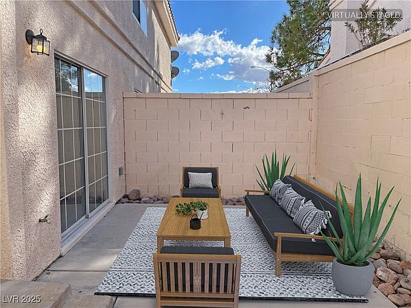 4th image of 8067 Dorinda Ave