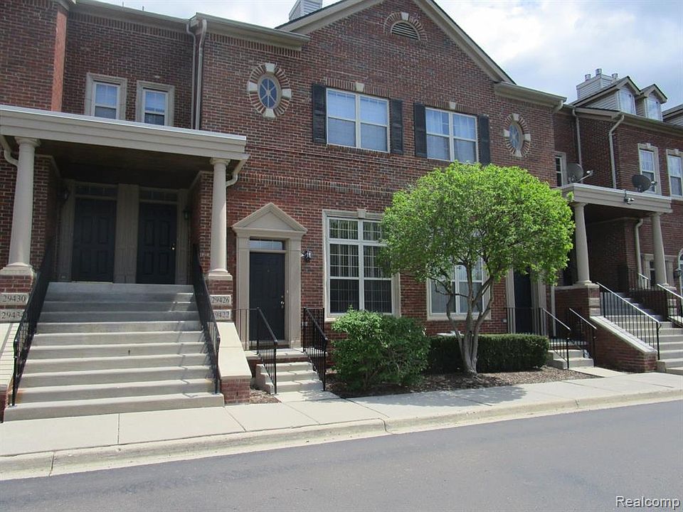 1st image of 29422 Glen Oaks Blvd W