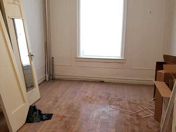 3rd image of 991 Carroll St APT C5
