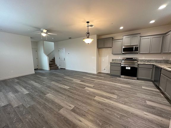 3rd image of 6737 Cassia Ln
