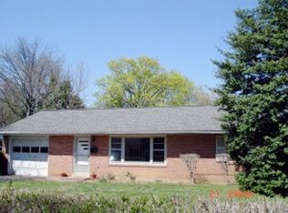 445 Hawthorne Dr, Lancaster, PA 17603