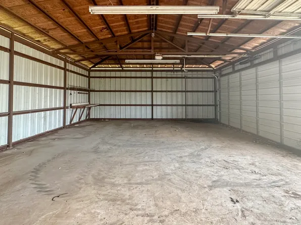 1742 Illinois St, Rhome, TX 76078