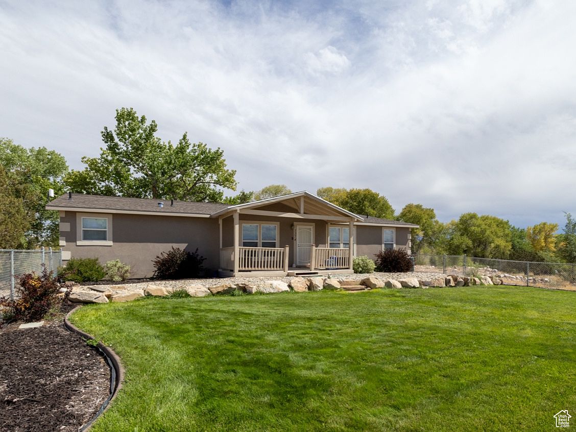 7374 N 3250 W, Roosevelt, UT 84066 | MLS #2112051 | Zillow