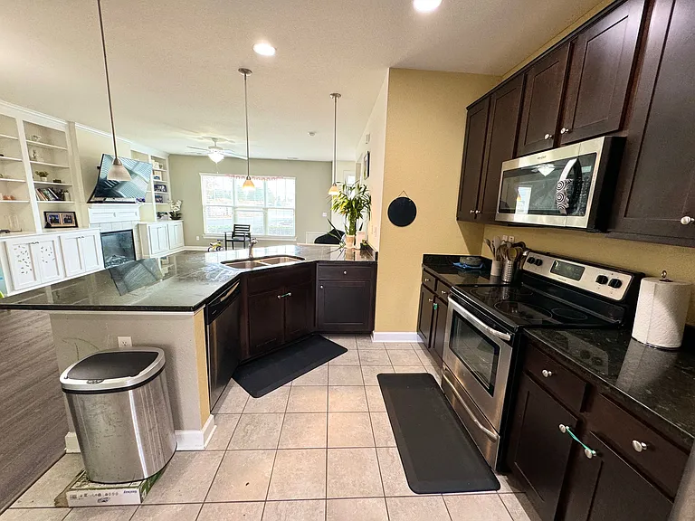 429 Abelia Way — Photo 9