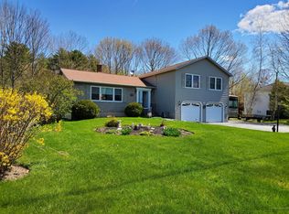 124 Starlight Dr, Brewer, ME 04412