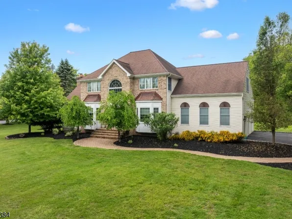 103 Omni Ct, Branchburg Twp., NJ 08853