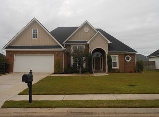 105 Gray Fox Xing, Bonaire, GA 31005