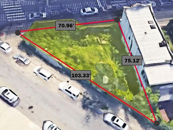 2nd image of 7 Bay 49 St