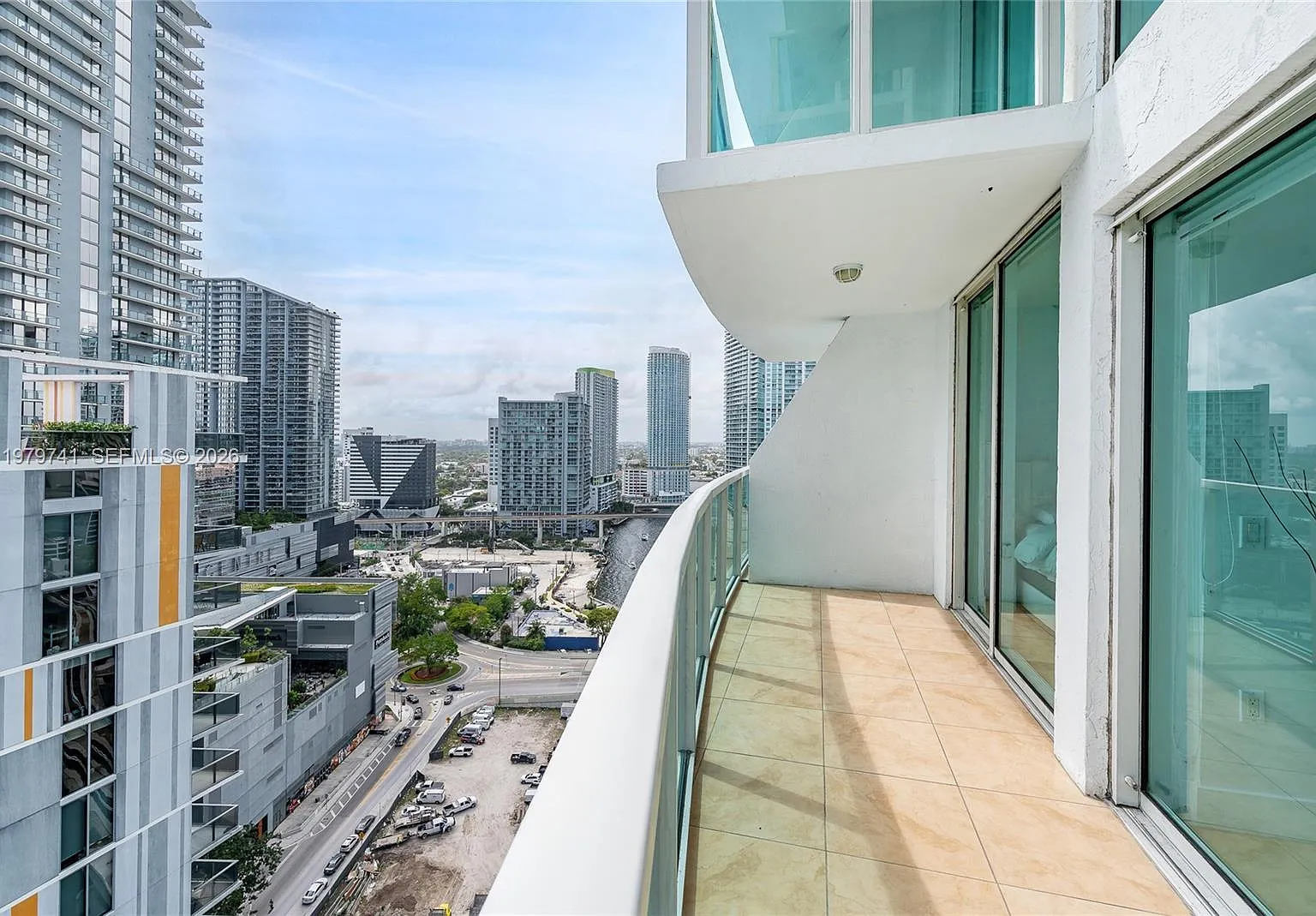 Brickell On The River S T — Photo 4