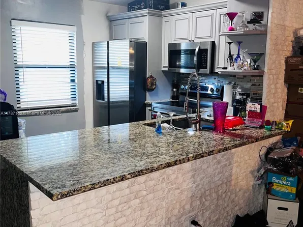 4335 NW 4th Ave, Pompano Beach, FL 33064