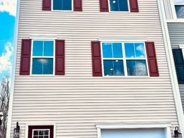 20 Fernandez Ln, Wharton, NJ 07885