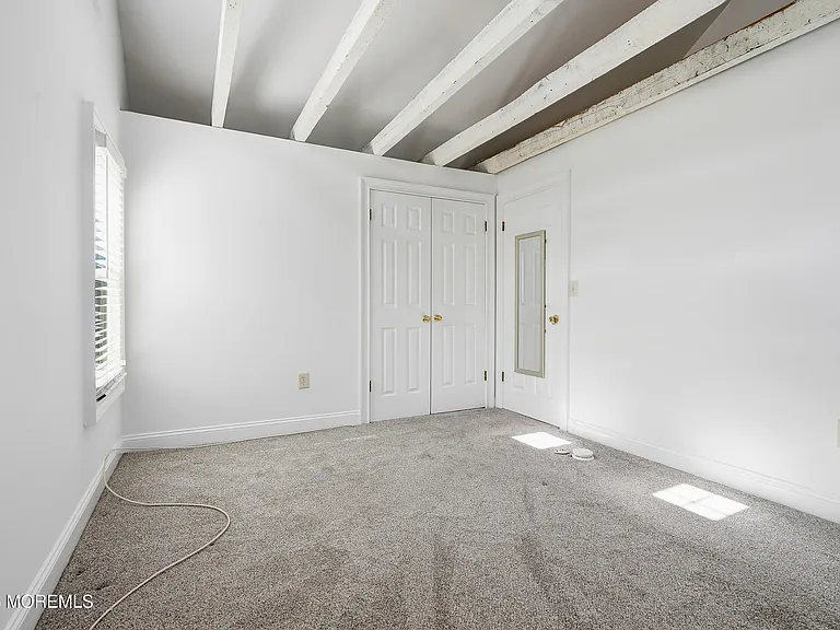 69 Linden Pl — Photo 22