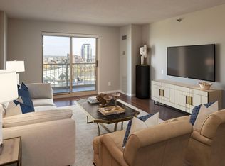 401 1st St S #1317, Minneapolis, MN 55401