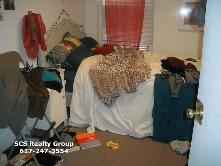 17 Aberdeen St #2 — Photo 3
