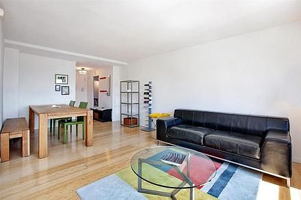 3rd image of 230 E 15th St APT 12E