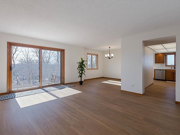 3rd image of 1380 Oakwood Ave APT 601