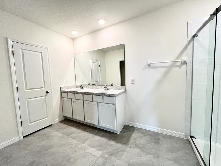 5663 Hollingworth Trl — Photo 26