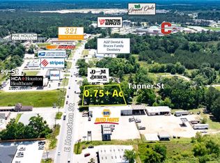 102 Tanner St, Liberty, TX 77575