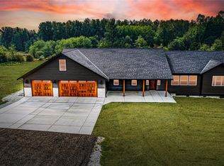 5802 Jensen Rd, Stanwood, WA 98292