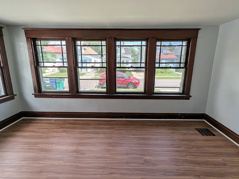 541 Highgate Ave #1 — Photo 3