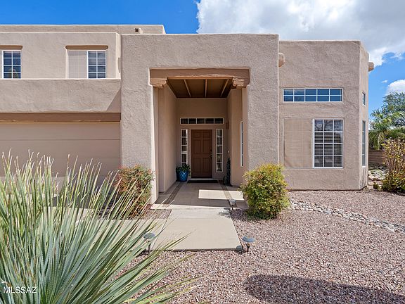 3rd image of 9294 N Montierra Pl