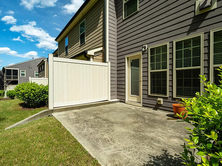 226 Daymire Glen Ln — Photo 36