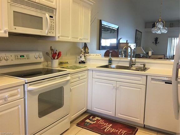 3rd image of 2840 Cypress Trace Cir APT 1927