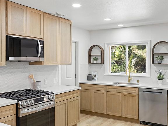 4th image of 7001 Almaden Ln