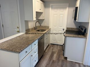 660 Douglas Ave FLOOR 2, Providence, RI 02908
