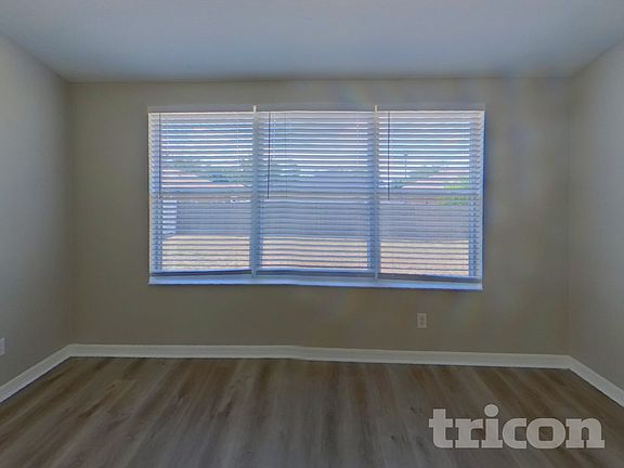 3rd image of 12719 Standbridge Dr