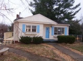 2102 Bradley St, Bristol, VA 24201