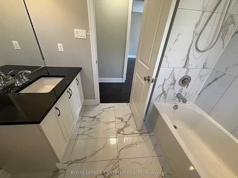 271 Andrews Trl #UPPER — Photo 13