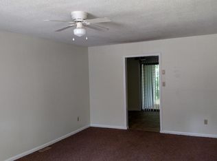 118 Overbrook Rd #B, Salisbury, NC 28147