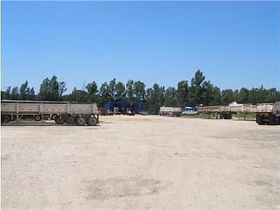 1st image of 4100 Burch Dr