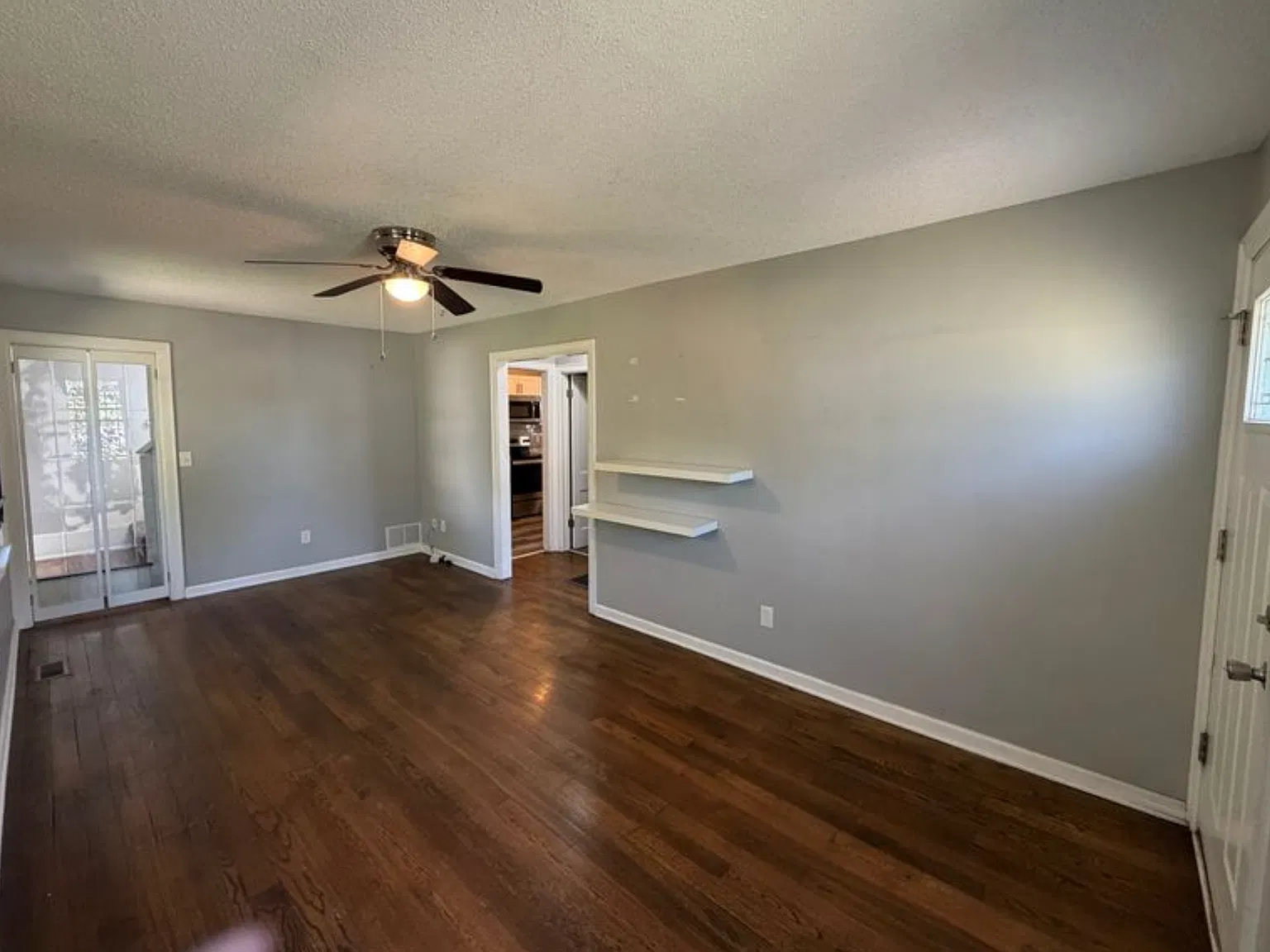 2 bed, 800 sqft, $1,550 — Photo 4