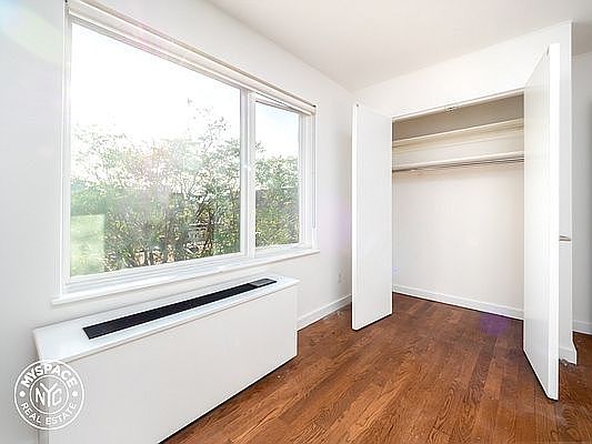4th image of 1209 Dekalb Ave APT 322