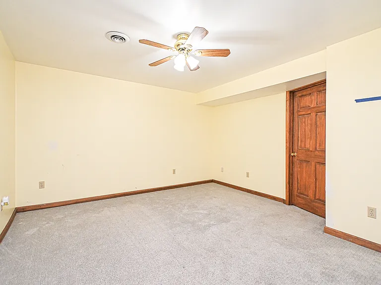 5959 Shallow Creek Dr — Photo 58