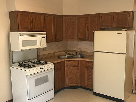 5th image of 4407-4409 Beck Ave