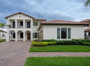 8346 NW 28th St, Cooper City, FL 33024