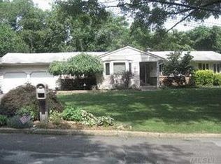 3 Francis St, East Setauket, NY