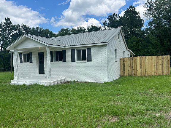 2nd image of 1034 Mississippi St #589