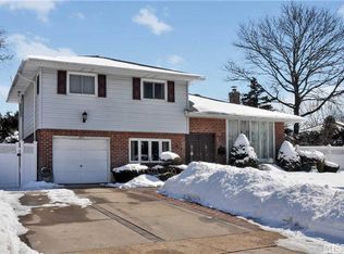 317 Coleridge Rd, Jericho, NY 11753