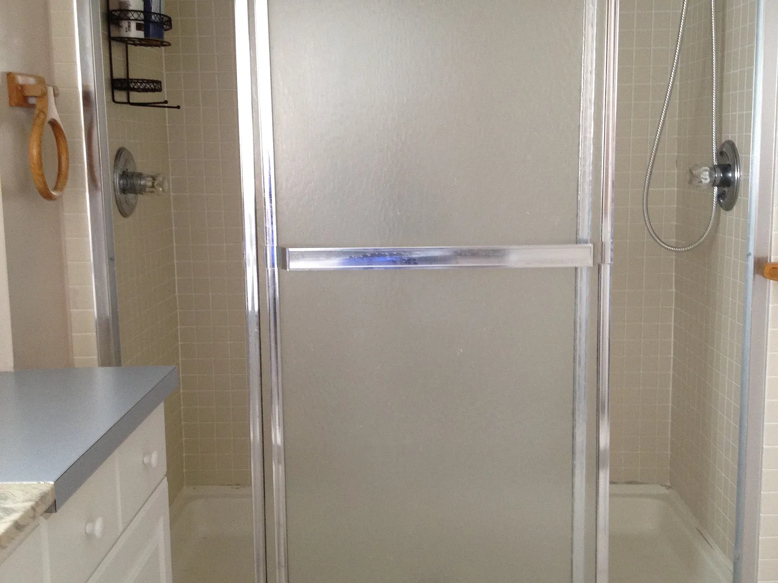 2 bed, 900 sqft, $1,400 — Photo 4