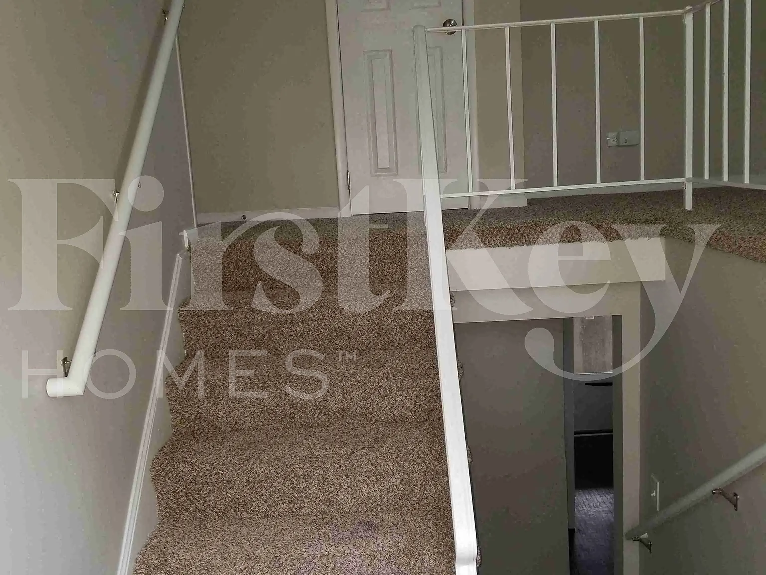 4 bed, 2.0 bath, 1500 sqft, $2,805 — Photo 2