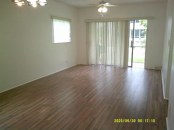3rd image of 5800 Margate Blvd APT 411-4
