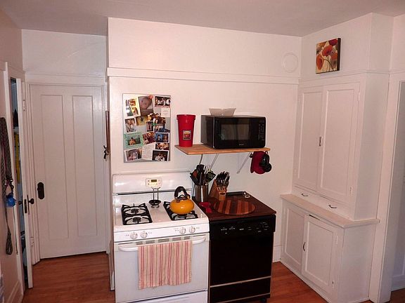 5th image of 4435 N Frederick Ave