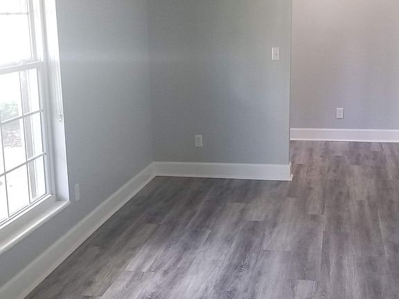 3rd image of 3382 Bowers Ln #2