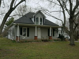 1691 Oakdale Rd, Westmoreland, TN 37186